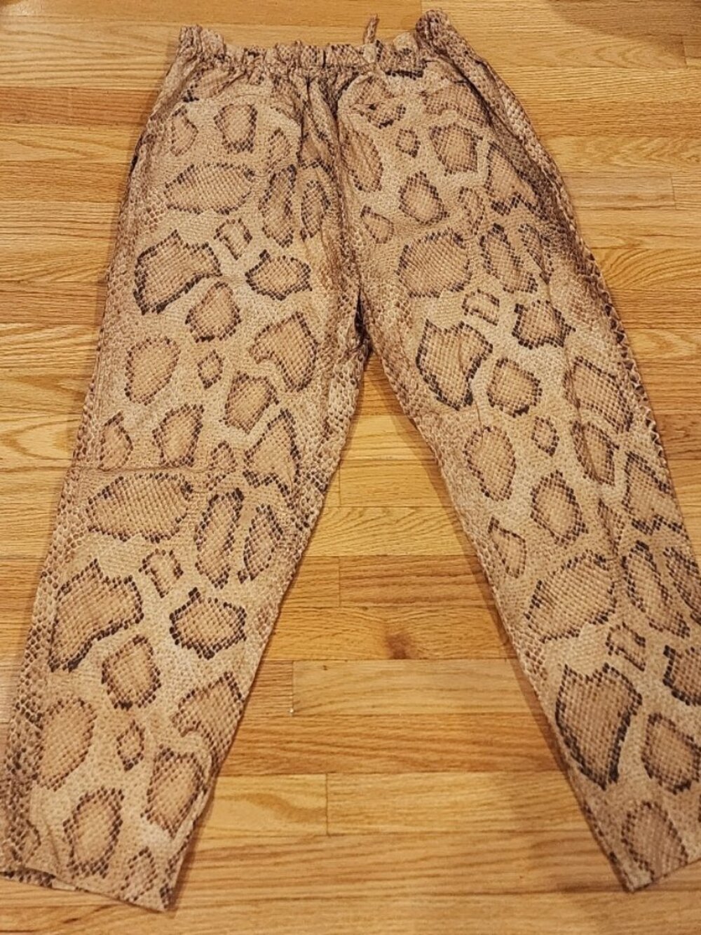 NWT Mara Hoffman Women Trousers Sand Multi Snake Print Paperbag Cropped - M - Picture 2 of 5